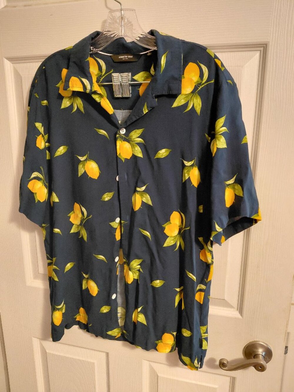 Kenneth Cole Mens Blue Button Up Shirt, Large, Gently Used